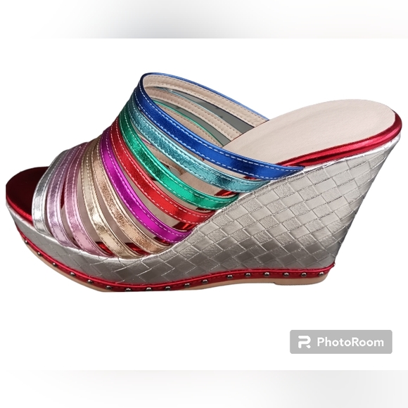Multicolor metallic rainbow Strappy Sandal Platform Wedge Heels Women's 7.5 - Picture 2 of 9